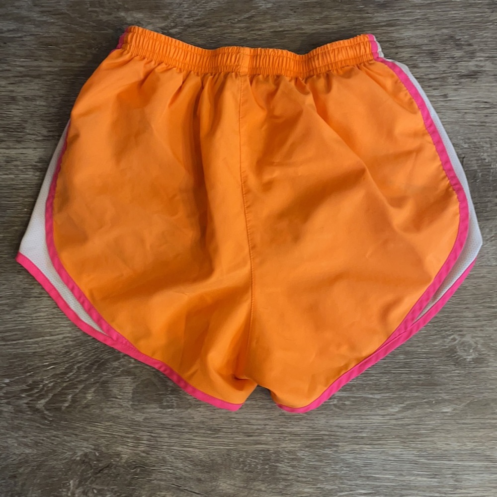 NIKE women’s running shorts, XS - Picture 4 of 8